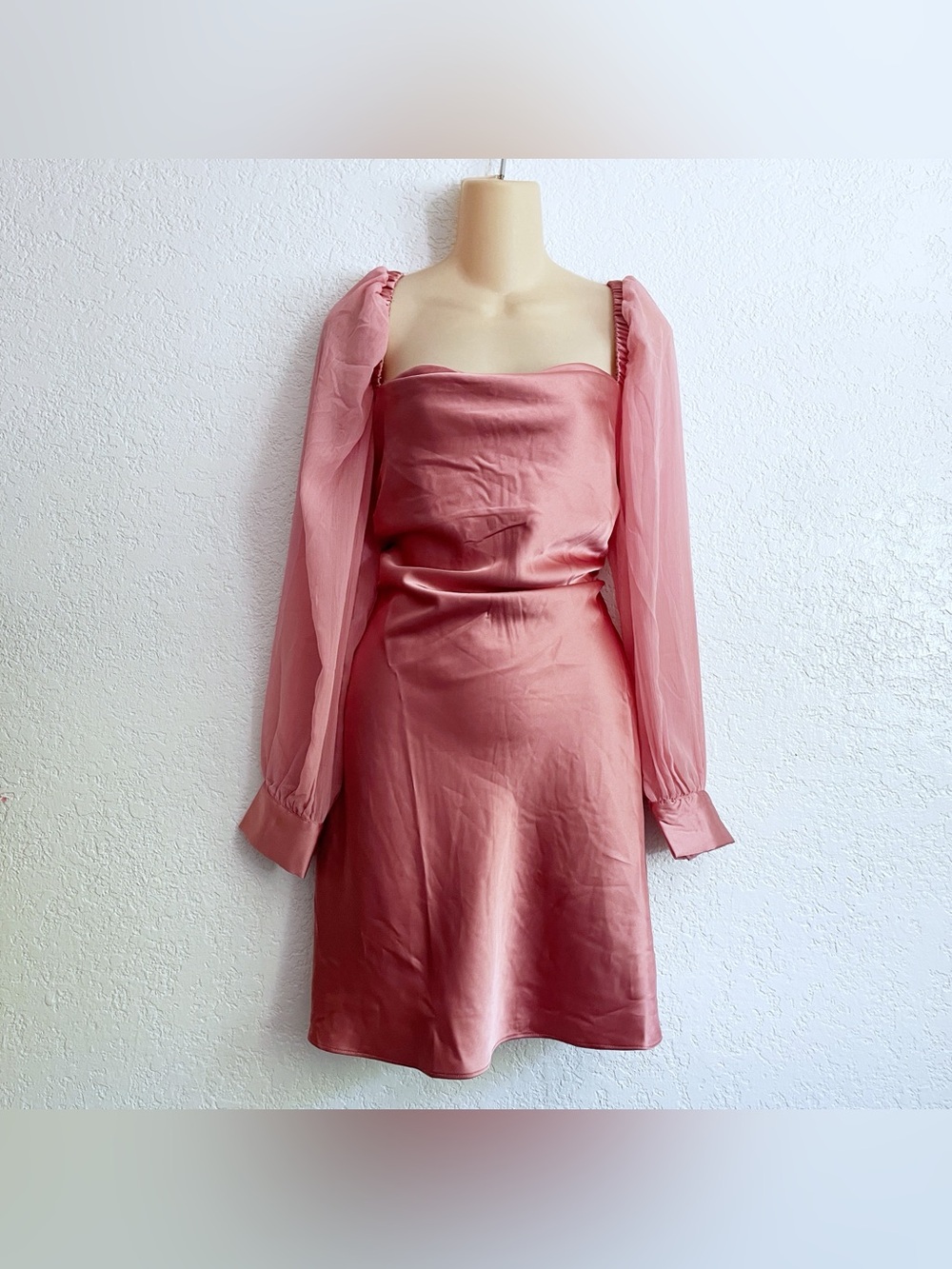 WeWoreWhat Silky Cowl Satin Rosewood Pink Mini Dress Size 6 Romantic Tea Party - Picture 2 of 10